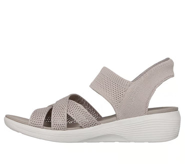 Women's Slip-Ins: Arya - Cooling Off