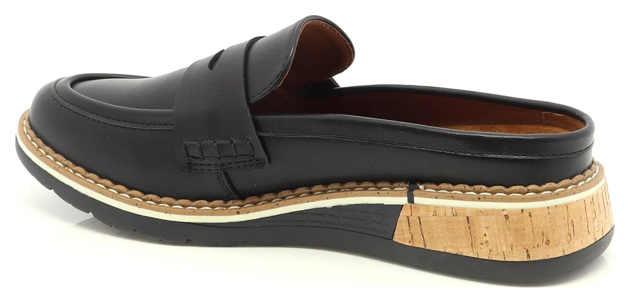 Women's Emily 07