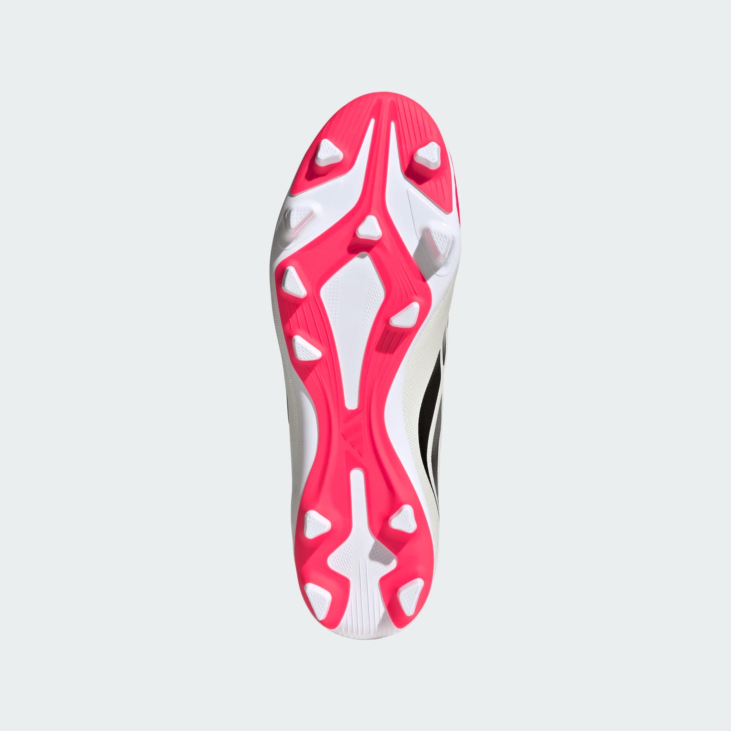 Adult Predator Club FG/MG Soccer