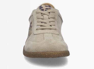 Women's Cassandra 11