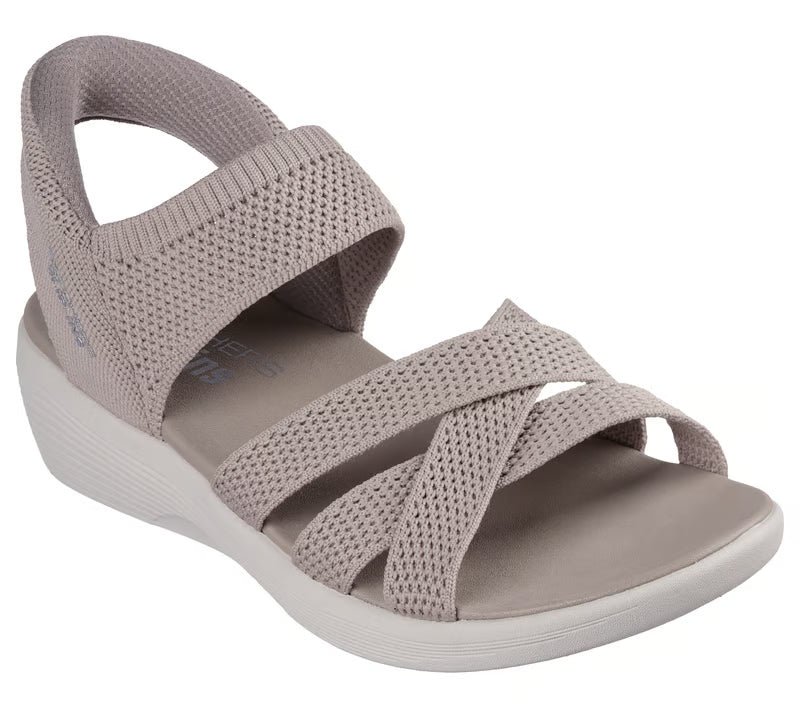 Women's Slip-Ins: Arya - Cooling Off