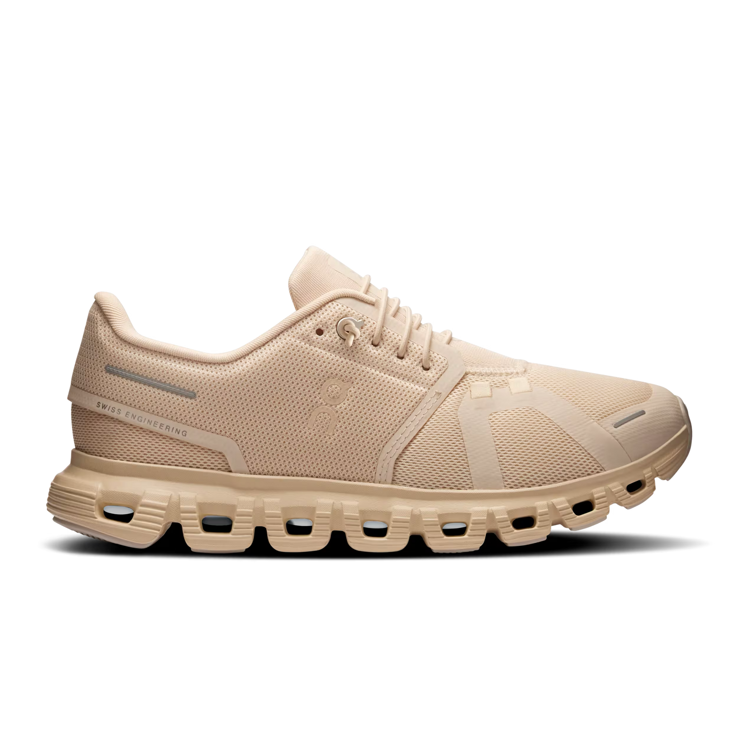 Women's Cloud 6