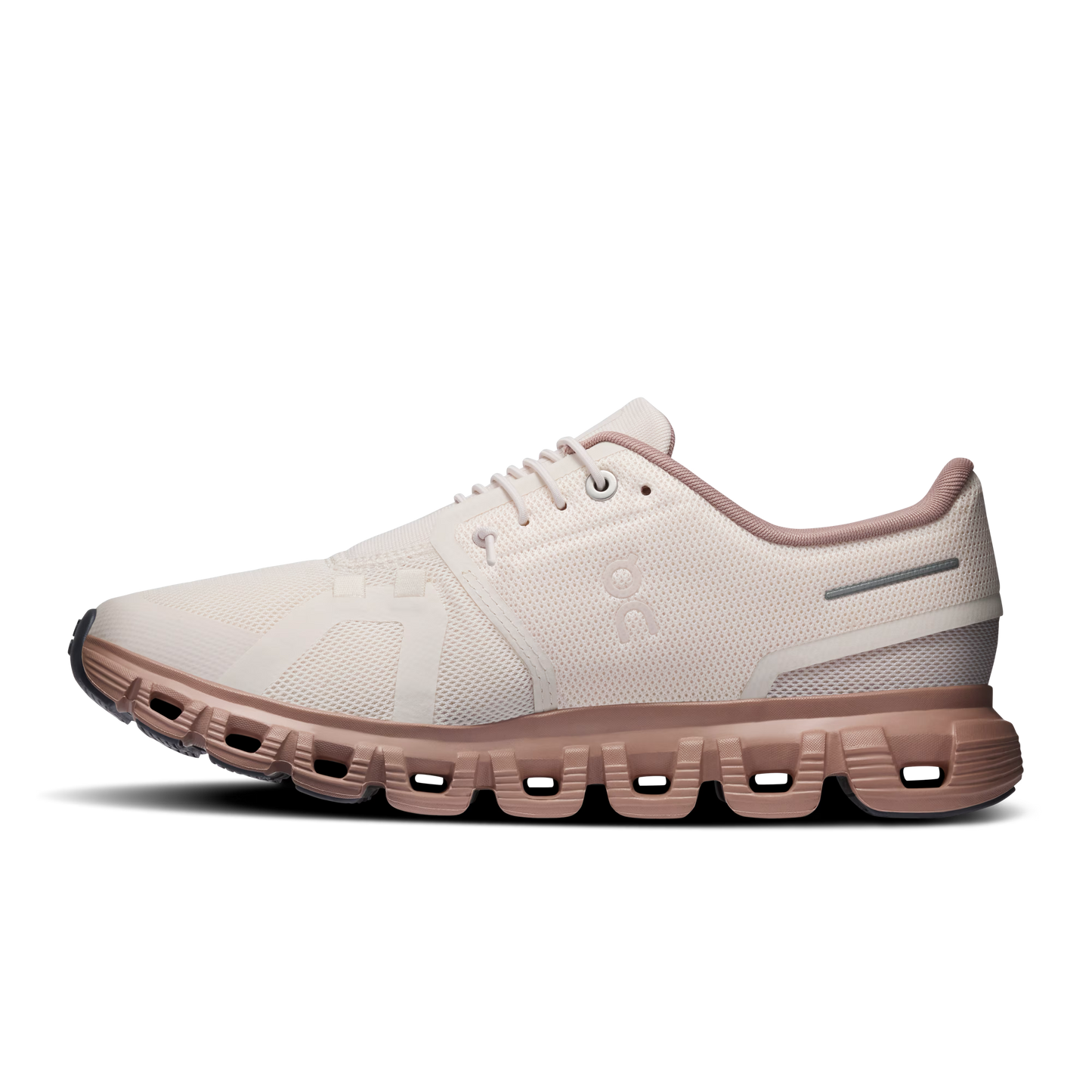 Women's Cloud 6