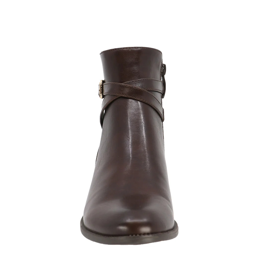 Women's Becka 02
