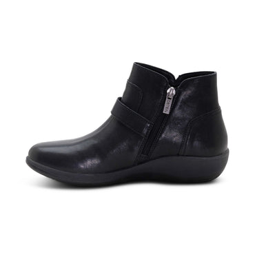 Women's Leah