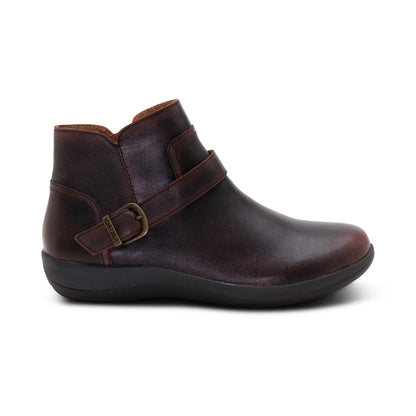 Women's Leah