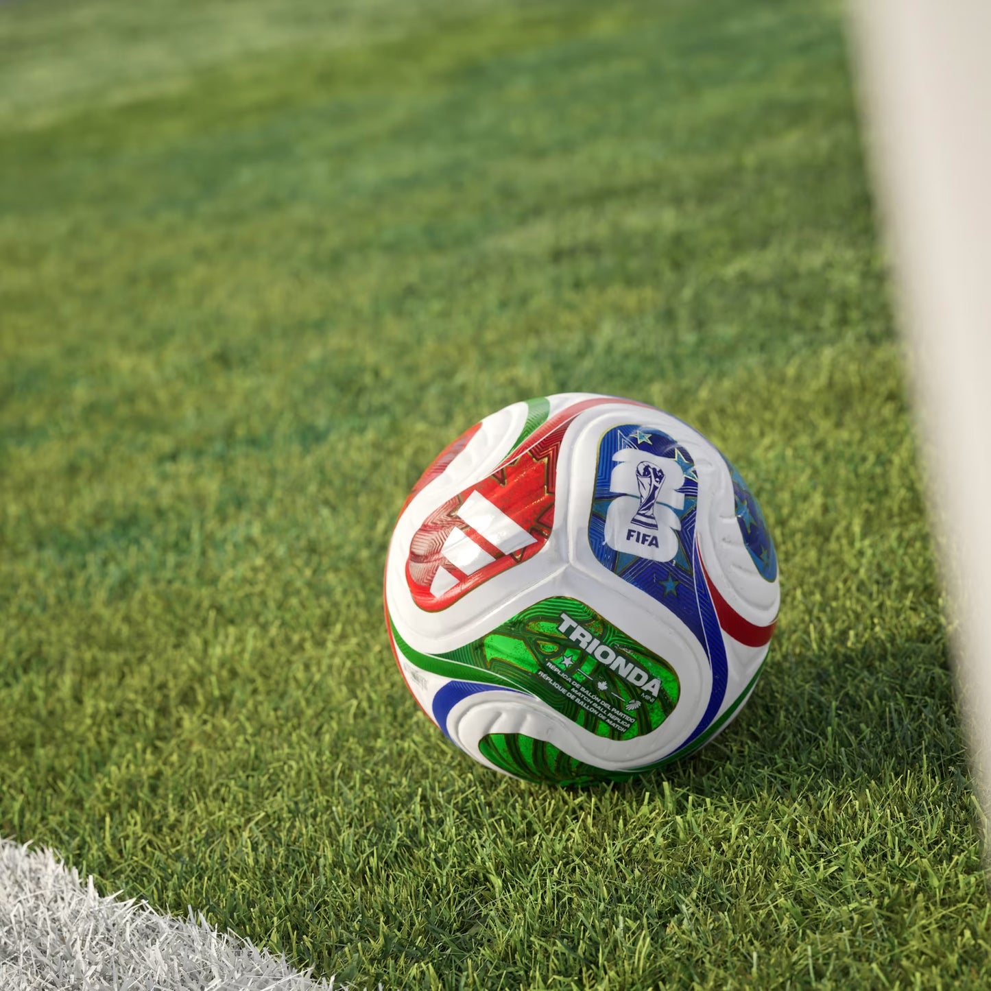 FIFA World Cup 26™ Trionda Mini Soccer Ball