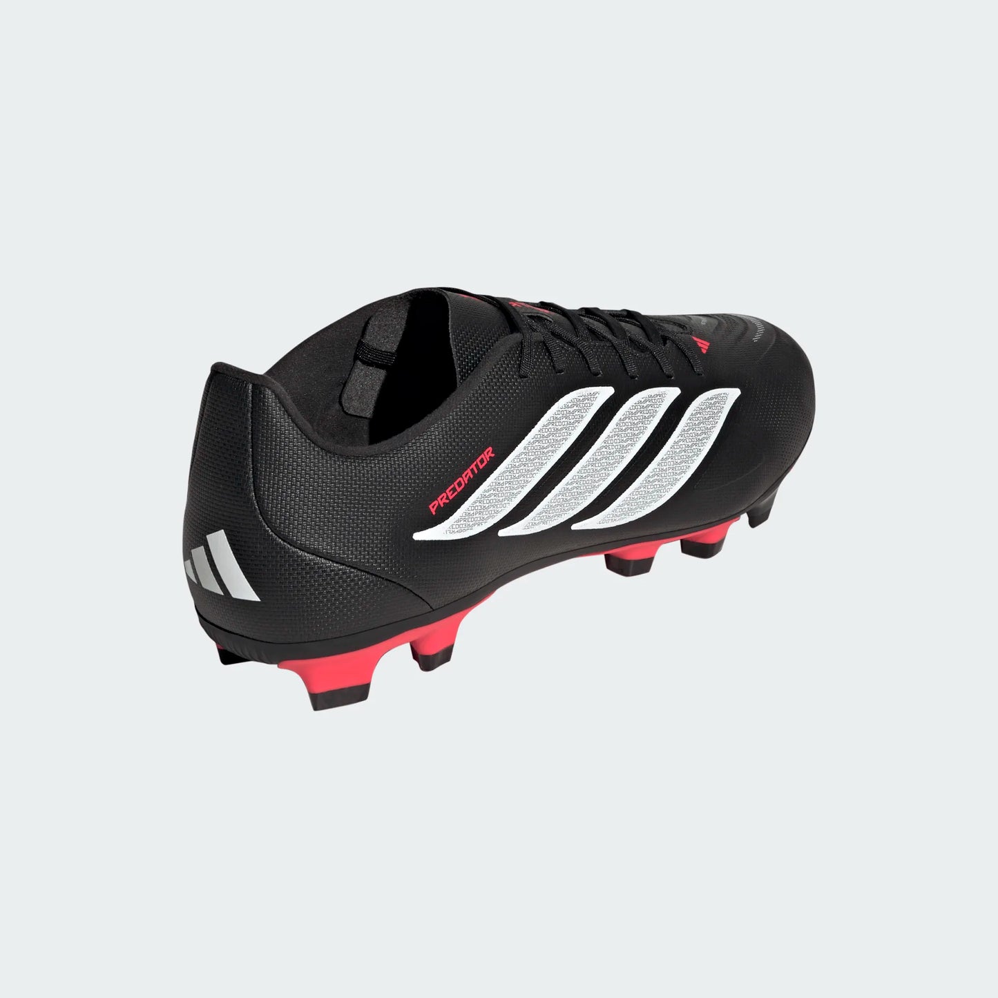 Adult Predator Club FG/MG Soccer