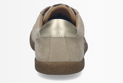 Women's Cassandra 11