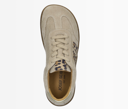 Women's Cassandra 11