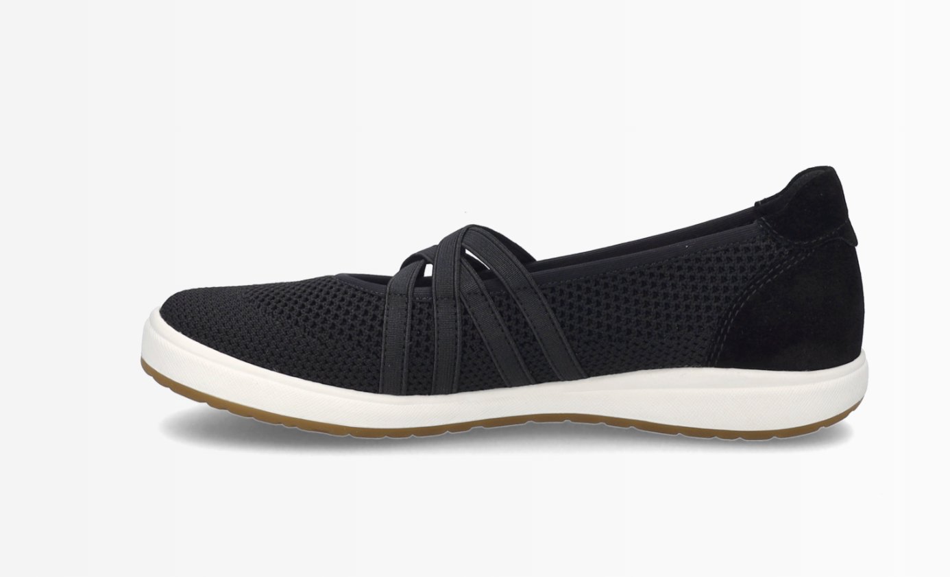 Women's Caren 67
