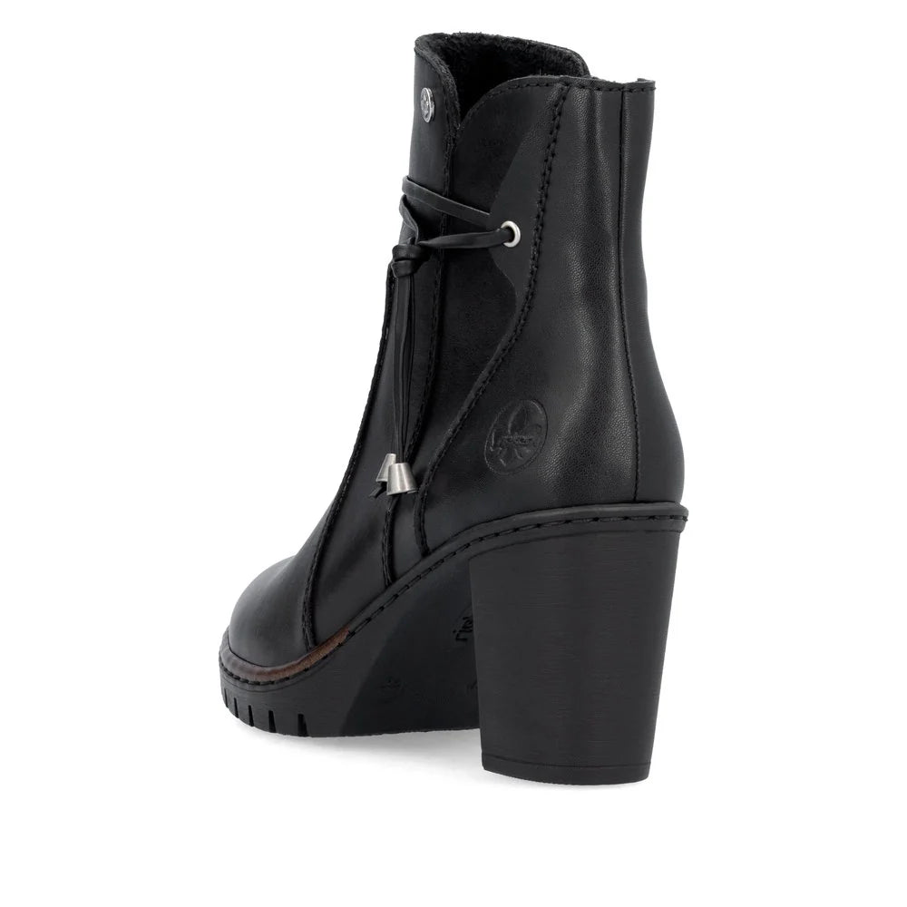 Women's Y2567